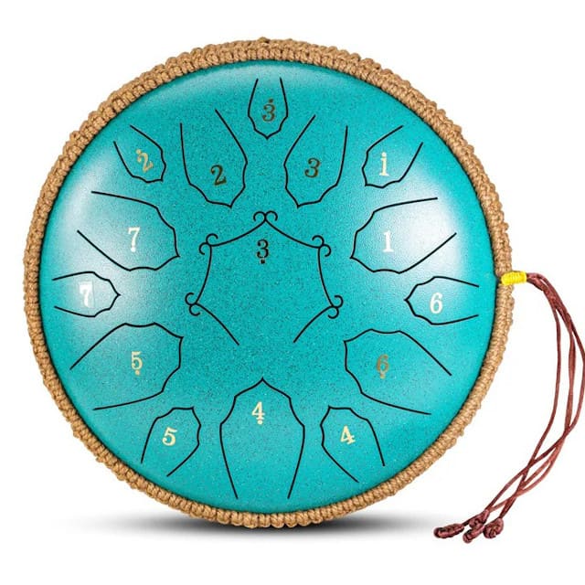 Détail des notes gravées sur un tongue drum 432 Hz